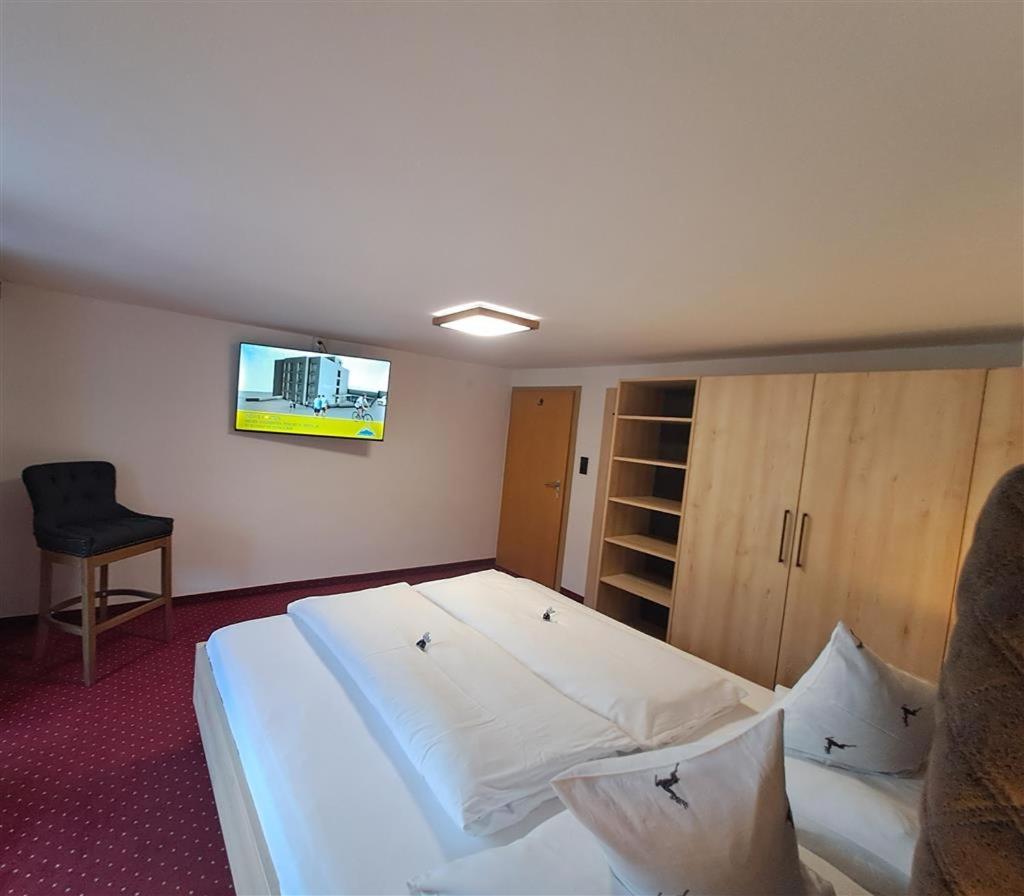 Hotel Haus Tirol Garni Ried im Oberinntal Exterior foto