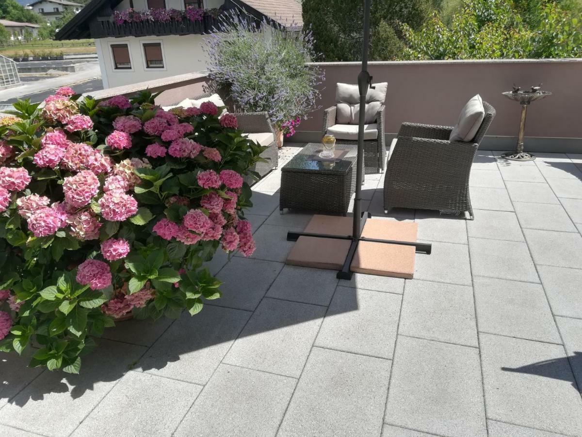 Hotel Haus Tirol Garni Ried im Oberinntal Exterior foto